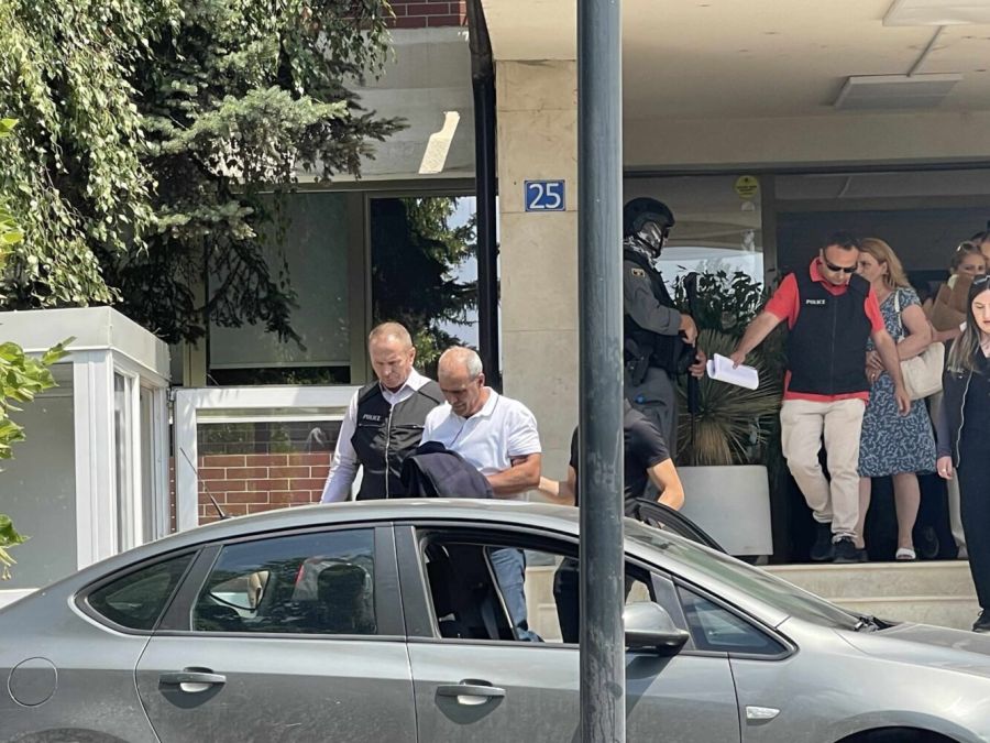 Devlet Kurumlarına Operasyon Tamamlandı: 4 Gözaltı