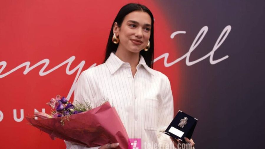 Dua Lipa Priştine’de
