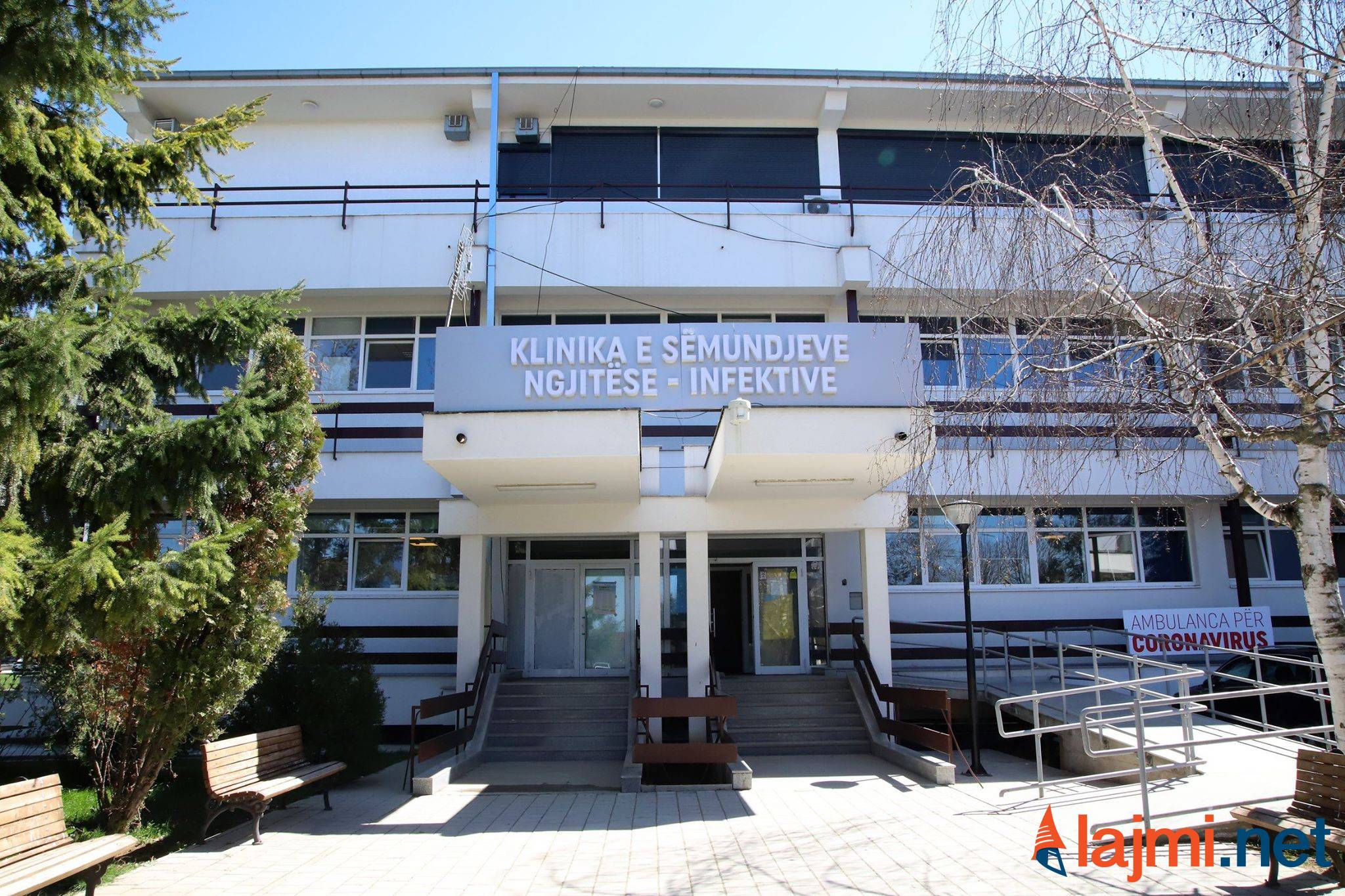Klinikte Covid-19’dan Tedavi Gören 12 Kişiden İkisinin Durumu Ağır
