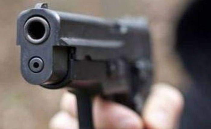 Prizren’de Bir Kişi Ateşli Silahla İntihar Girişiminde Bulundu