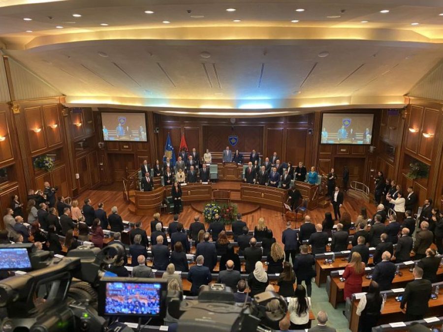 Kosova-Arnavutluk  Parlamentolarının Oturumu Başladı