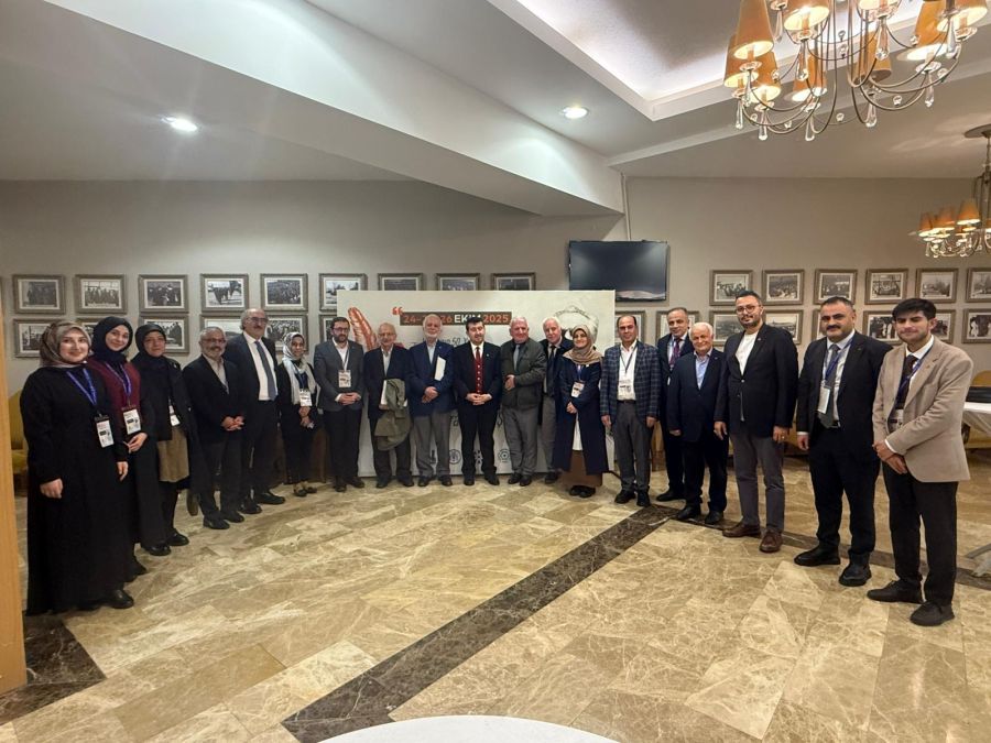 Nurettin Topçu Erzurum'da Anıldı  