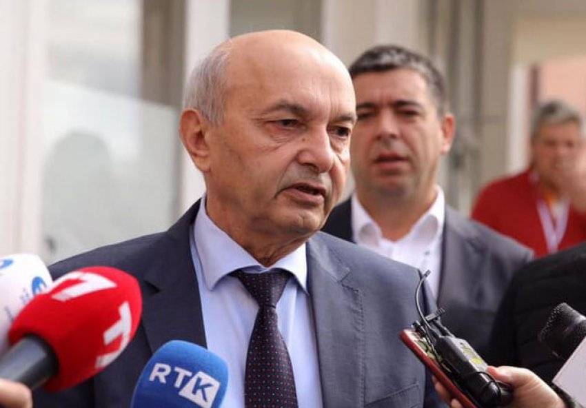 Mustafa, Kurti ile Görüşeceğini Duyurdu