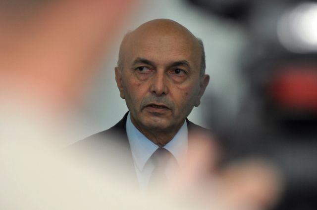 Mustafa: Priştine Başkanı PDK Yardımıyla Yönetiyor