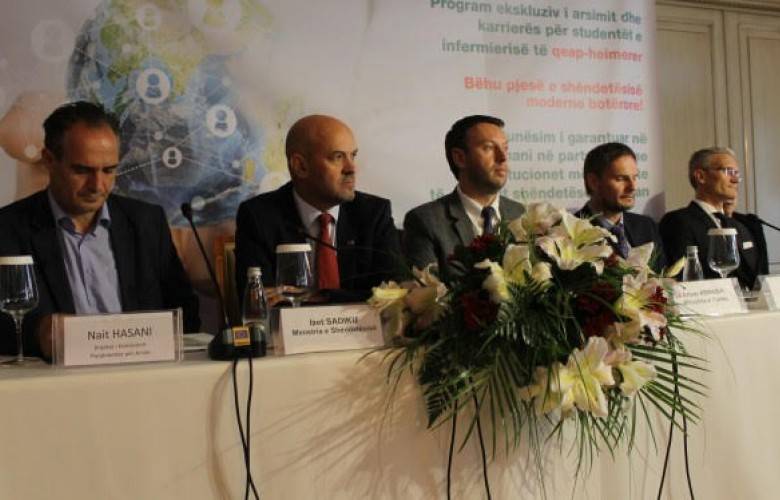 250 Kosovalı Hemşire Almanya'da İstihdam Edilecek