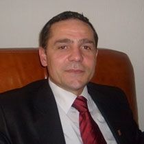 İsufi Başkan Adayı Olacağını Yalanladı