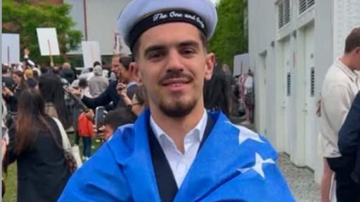 İsveç'te Kosovalı 20 Yaşındaki Genç Silahlı Saldırıda Hayatını Kaybetti