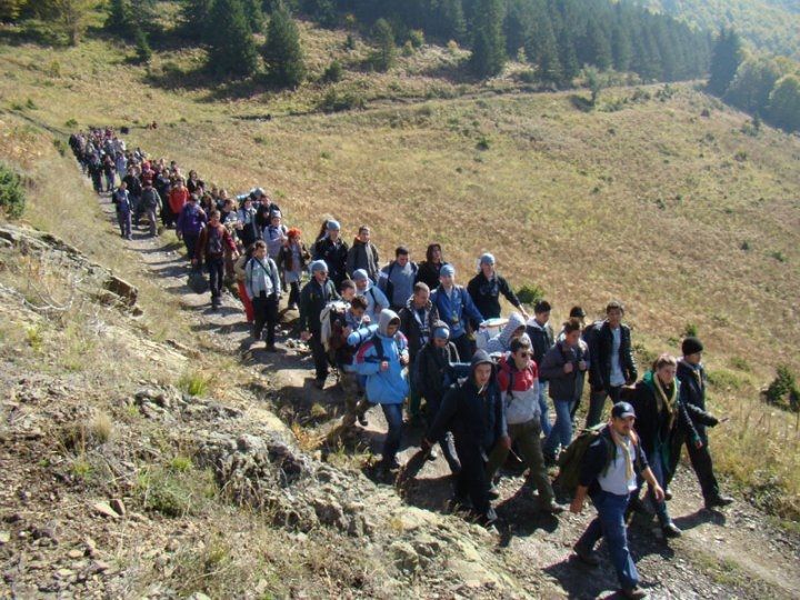 İzciler Kampı'nda Arnavut, Türk, Boşnak ve Rom Gençler Bir Aradaydı