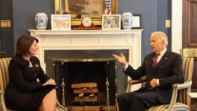 Jahjaga Washington'da, Biden ile Görüştü