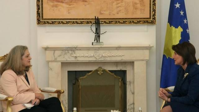 Jahjaga ve Romanowski Kosova'da Durumu Görüştü