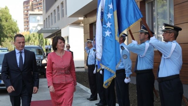 Jahjaga: Ulusal Güvenliğin Korunması için Kosova Polisi Taahhütleri Kanıtlamıştır