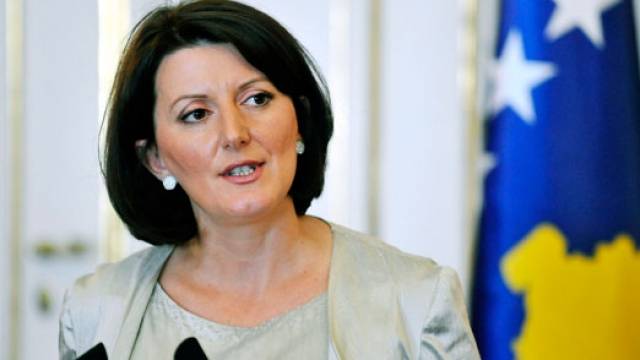 Jahjaga: E-İhale, Yolsuzlukla Mücadeleye Yardımcı Olur