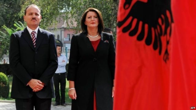 Jahjaga: Statü, Arnavutluk Vatandaşlarının Taahhütlerinin Karşılığıdır