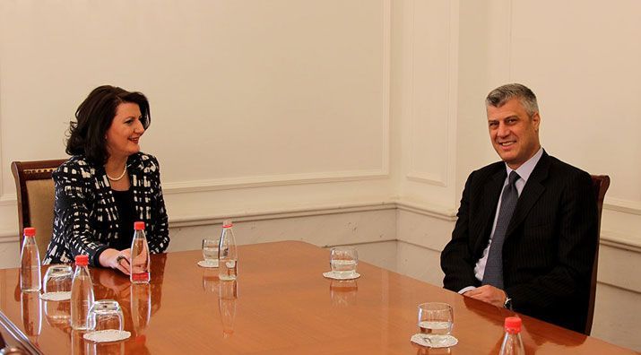 Jahjaga, Başbakanı Destekliyor