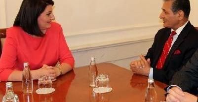 Cumhurbaşkanı Jahjaga UNMİK Şefi İle Görüştü