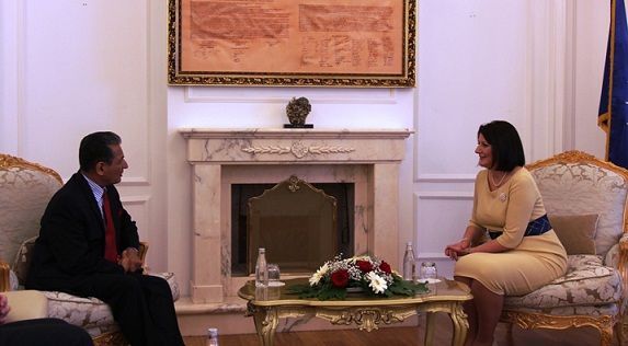 Jahjaga ve Zarif Kuzeydeki Durumu Görüştüler