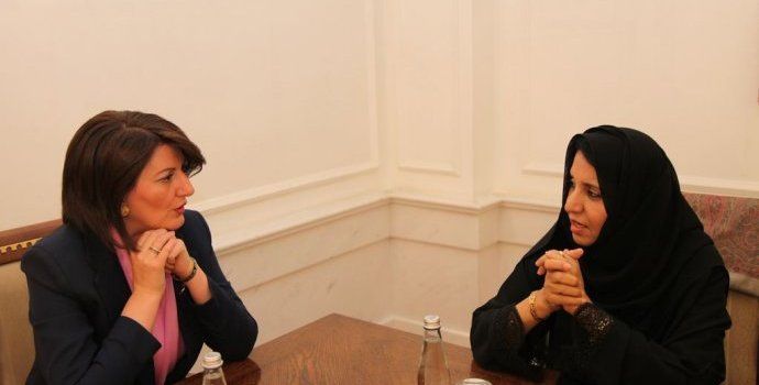 BAE,  Değişik Alanlarda Kosova'ya Yardım Ediyor