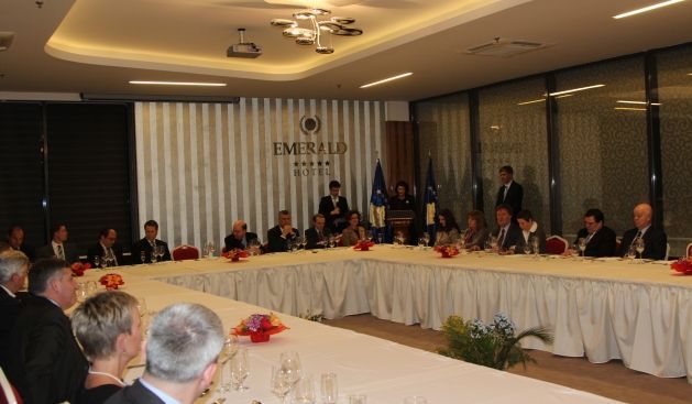 Cumhurbaşkanı Jahjaga Diplomatik Kora Kabul Düzenledi