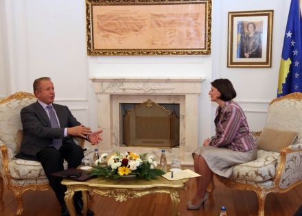 Pacolli, Cumhurbaşkanı Jahjaga'yı Bilgilendirdi