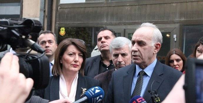 Jahjaga, Kosova Ovası'nın Sorunlarıyla İlgilendi