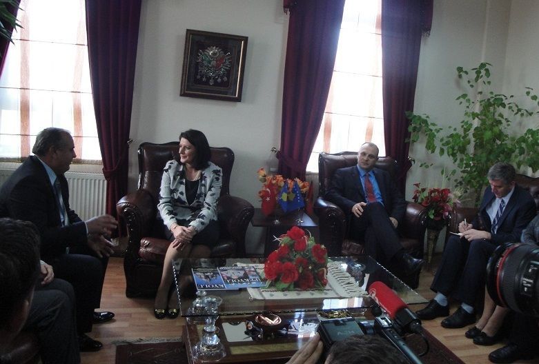 Jahjaga, Mamuşa ve Prizren'i Ziyaret Etti