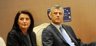 Jahjaga ve Thaçi, Katoliklere Noel'i Kutladı