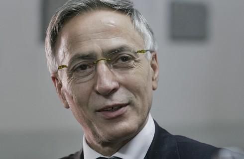 Krasniqi Perşembe Parti Temsilcileriyle Görüşecek