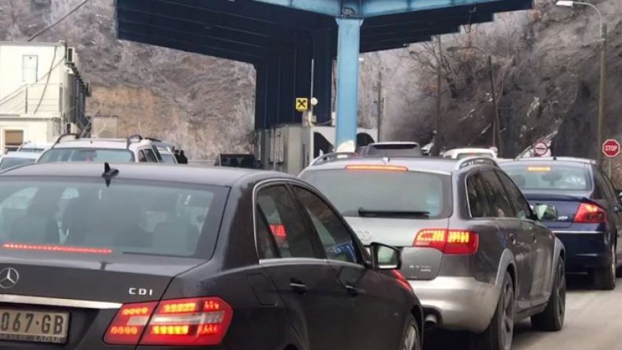Jarinje Sınır Kapısında Rüşvet Vermeye Çalıştı