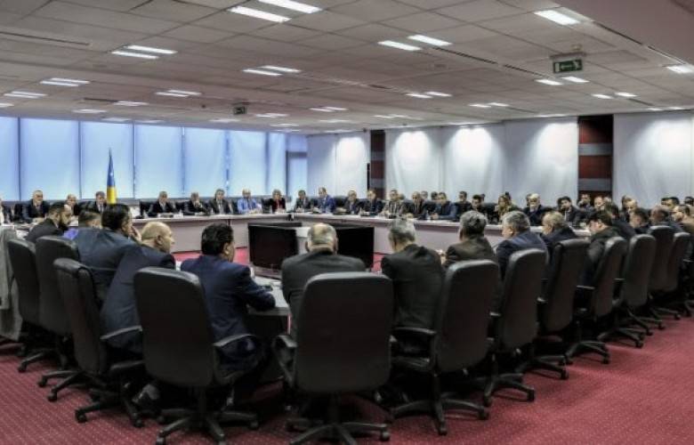 On Yıl İçin Hükümet Kabinesi Yüzde 200 İçin Arttı