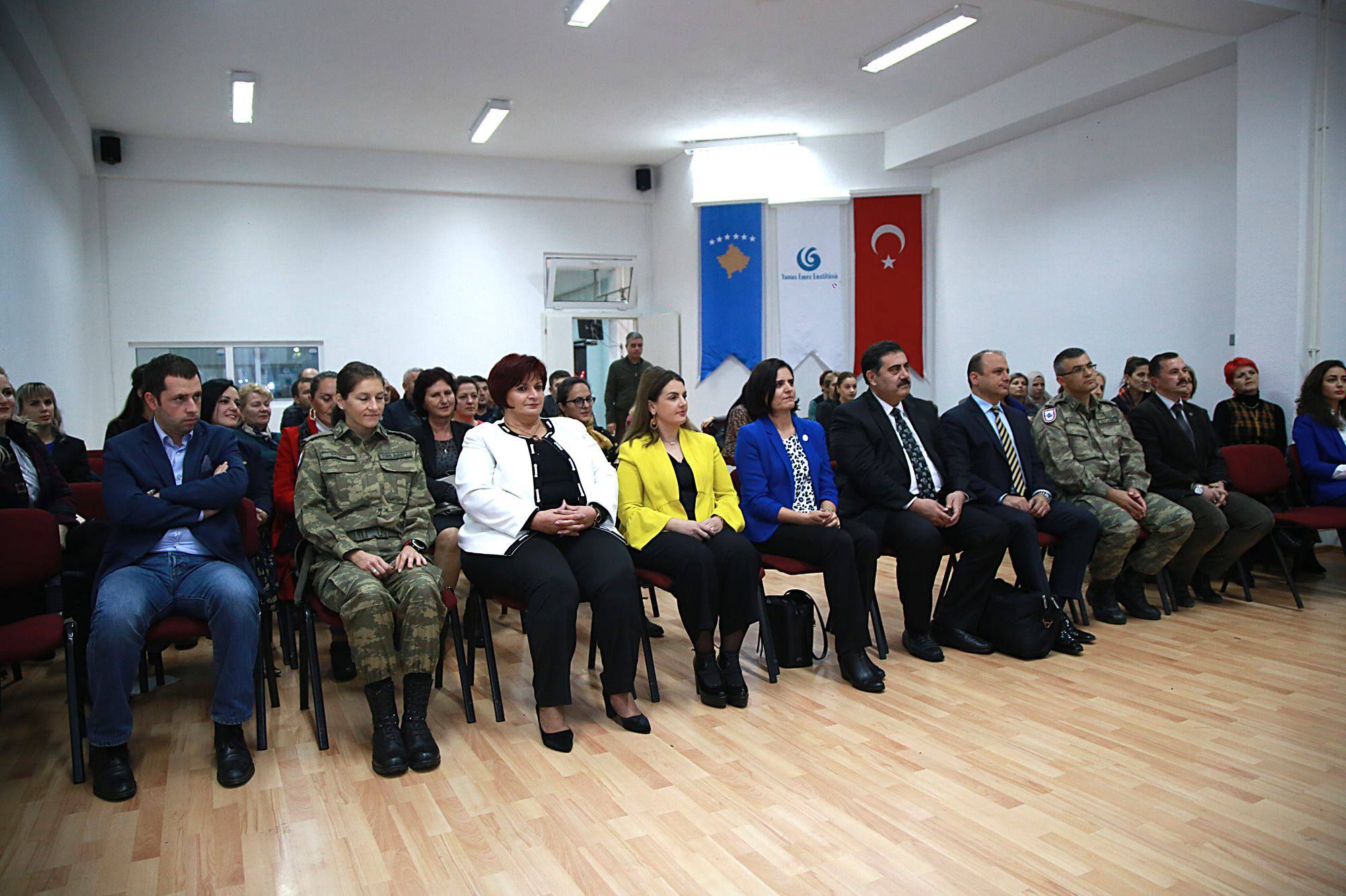Girişimcilik ve Proje Yönetimi Seminerini Tamamlayanlar Sertifikalarını Aldı, Eserlerini Sergiledi