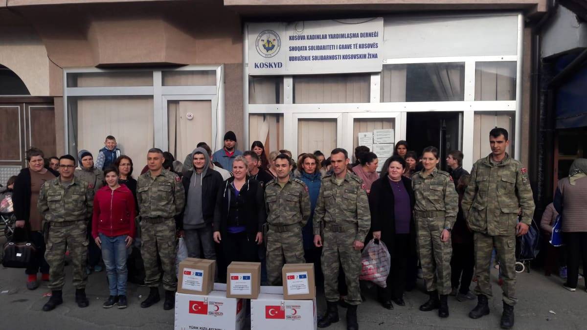 100 Aileye Yardım Eli Uzatıldı
