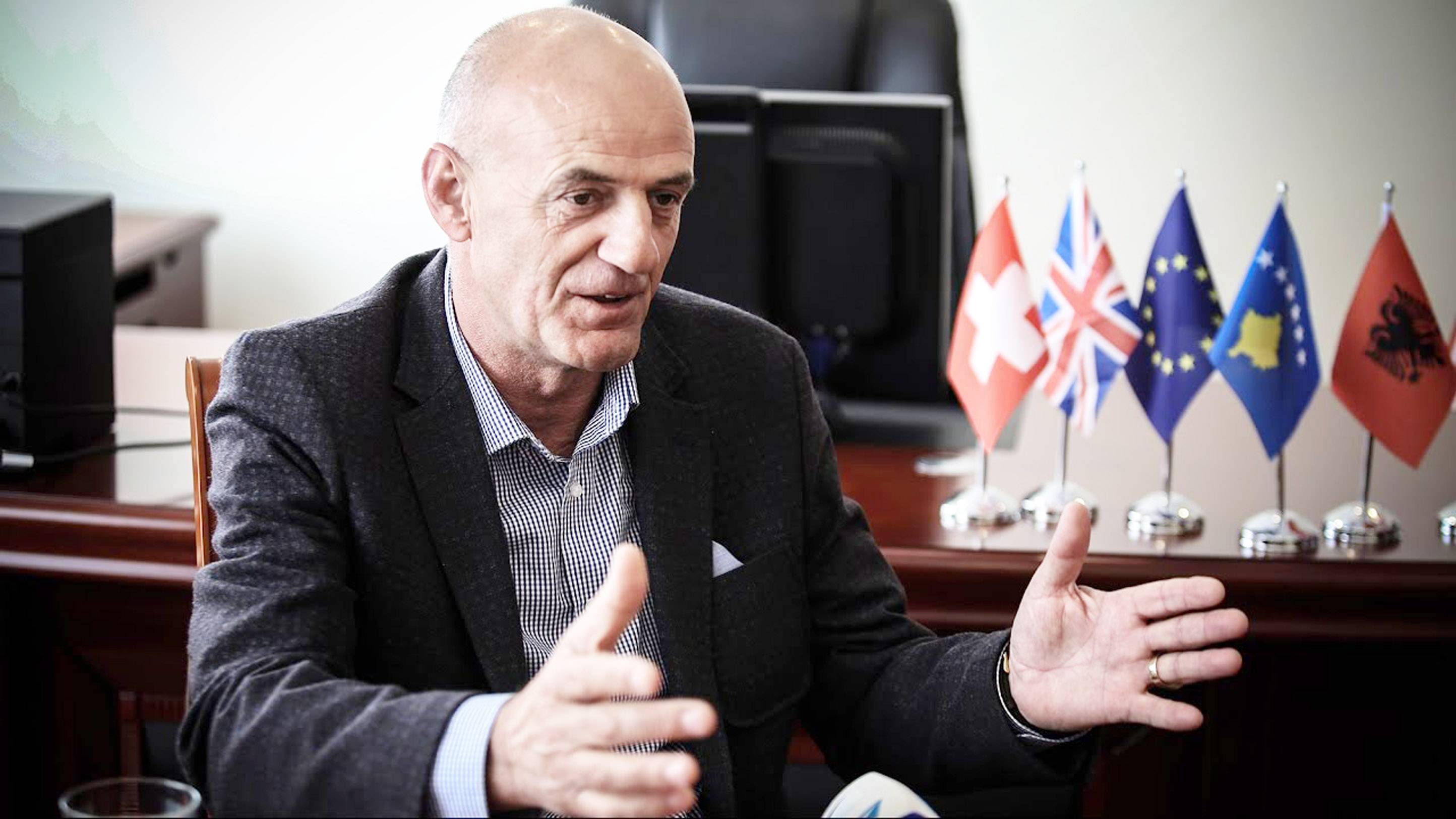 General Kadri Kastrati de Özel Mahkeme Tarafından Davet Edildi