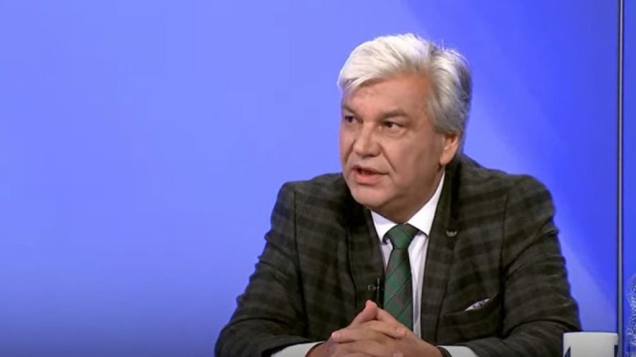 Albulena Haxhiu, Adalet Bakanlığı Görevinden Ayrılmalı