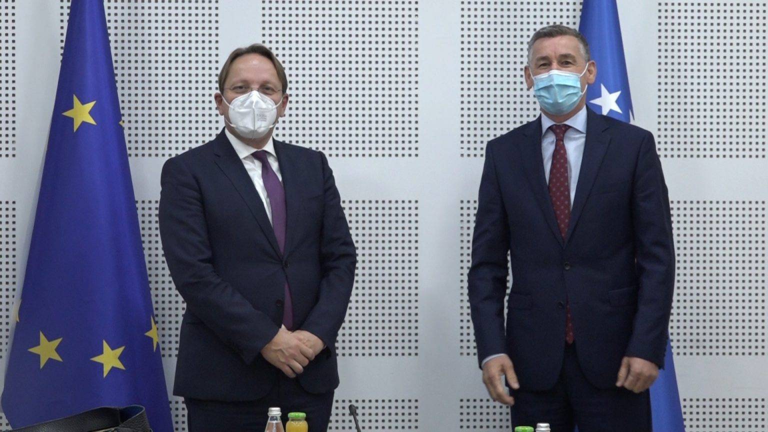 Veseli ve Varheyli Kosova’nın AB Üyeliğini Görüştü