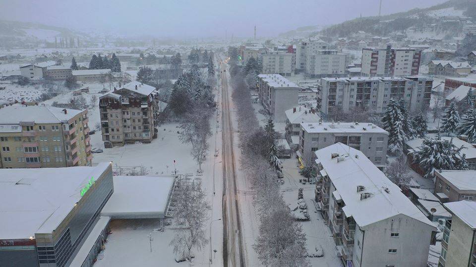 Yoğun  Kar Nedeniyle Bazı Belediyelerde Okullar Tatil Edildi