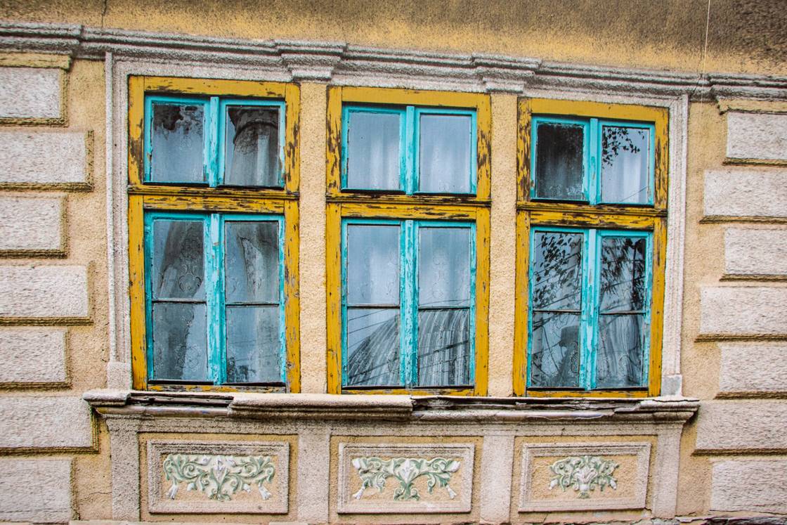 Prizren'in yıkılan Evlerinin Kapı ve Pencereleri Sergide Buluştu