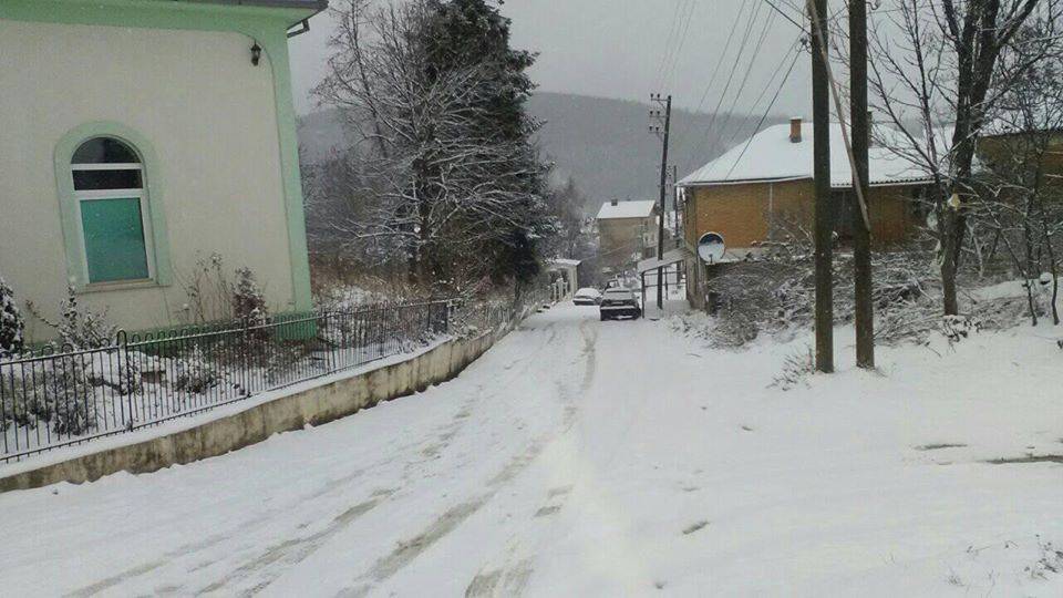 Kosova’da Kar Yağışı Sürüyor