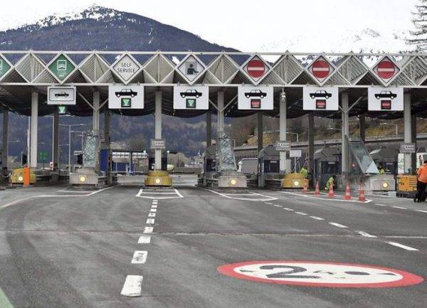 Kosova ile Karadağ Arasındaki Sınır Vergisi Kaldırıldı