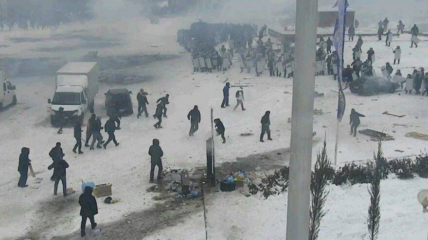 Kazakistan’da 2’si çocuk 164 insan öldü