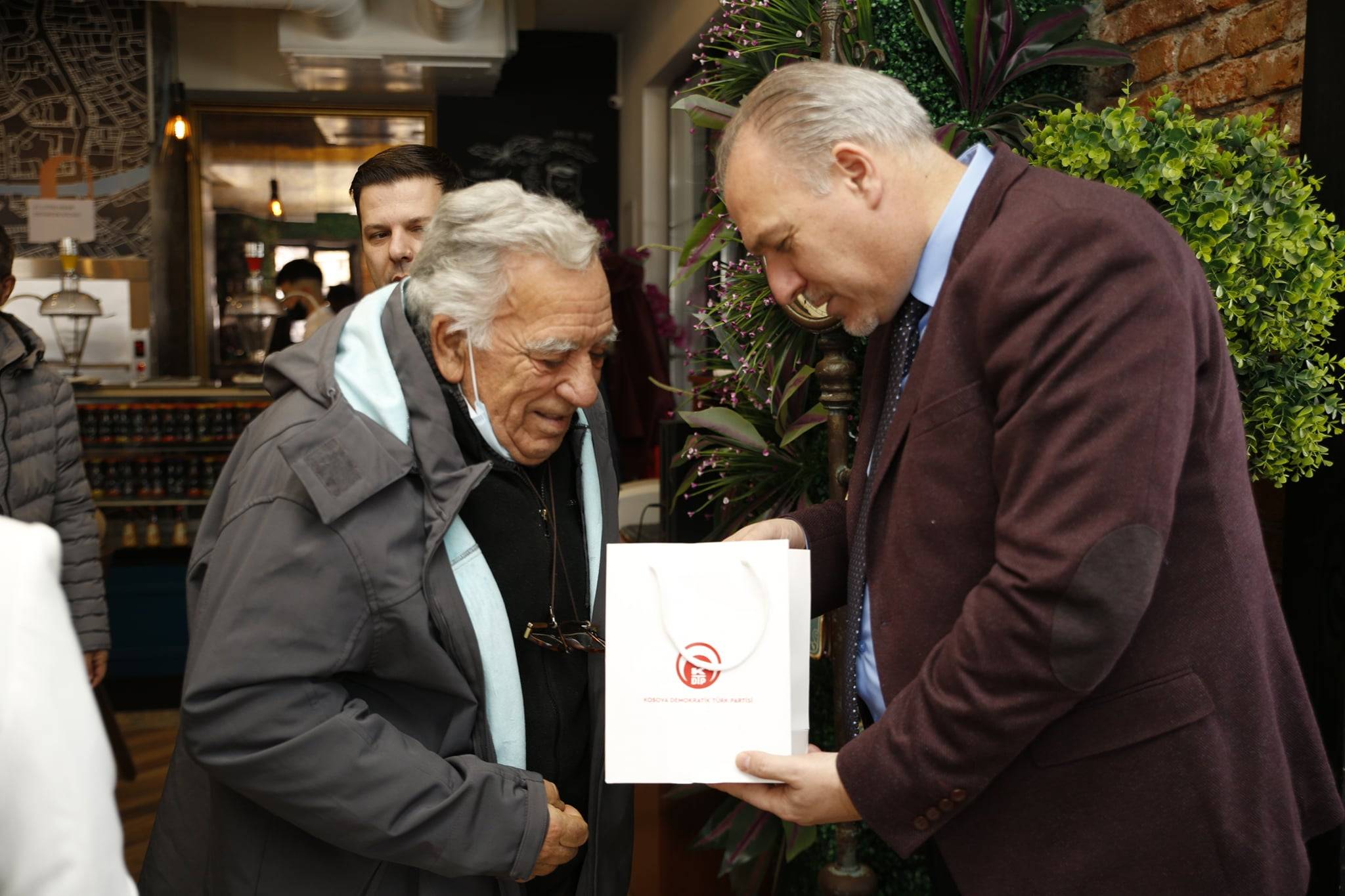 Milli Benlik Duyarlılığını Gelecek Nesillere Aşılamalıyız