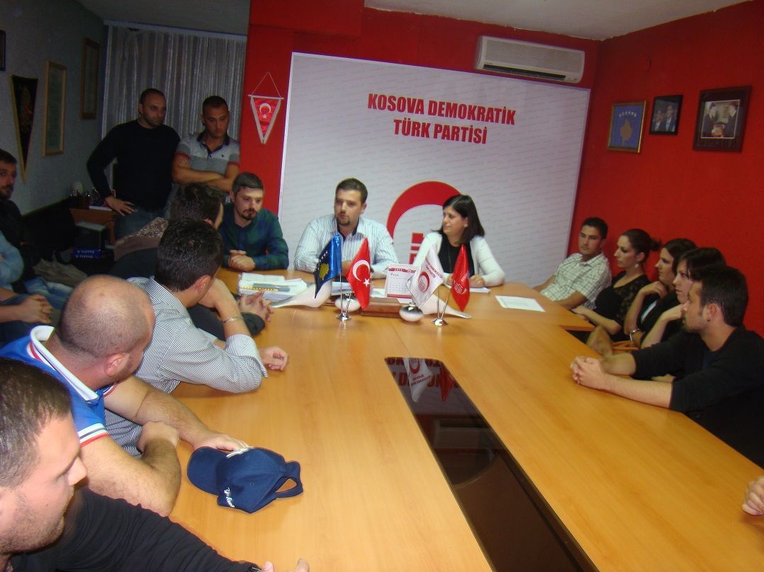 KDTP Prizren Gençlik Kolları Başkanı Deniz Kazazi