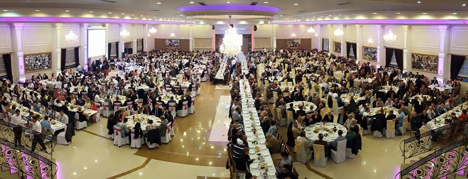 KDTP İftarında Büyükelçi Ozan'a Plaket Takdim Edildi