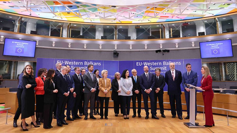 Kosova'nın Büyüme Planı'ndan 900 milyon Euro Faydalanması Bekleniyor 