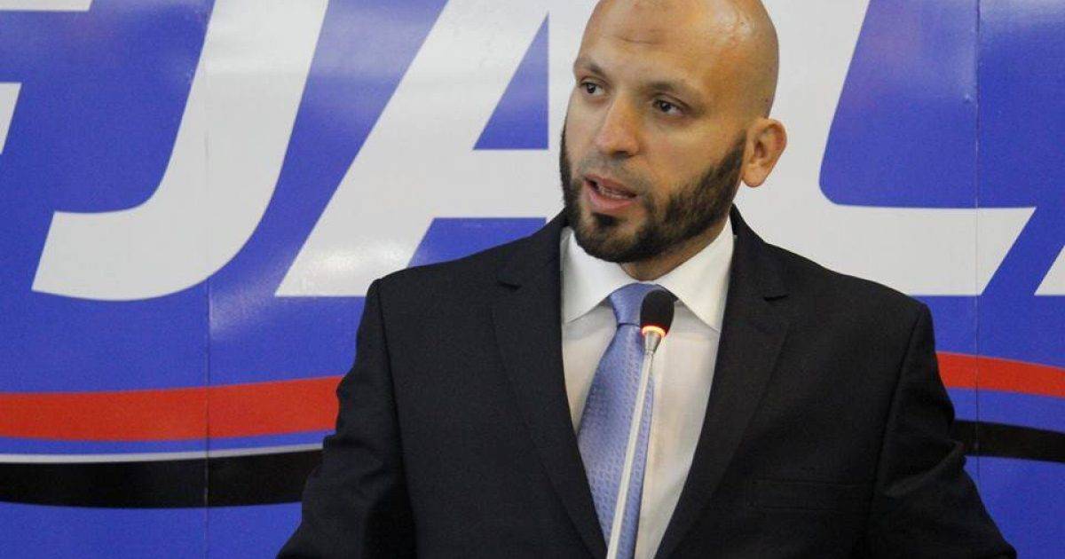 Kelmendi'den Haradinaj'a: İmamlara Hakaret Etme