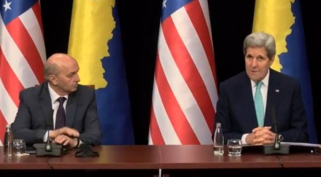 Kerry: Kosova'nın Egemenliğini İhlal Edecek Anlaşmayı ABD Desteklemeyecektir