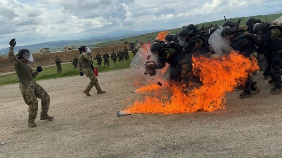 KFOR: Bulgar Askerleri Gerçekçi Senaryolarla Eğitim Aldı