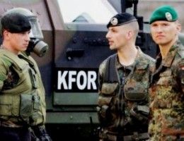 NATO Bakanları Kosova'da Askeri Misyonunu Görüşüyor