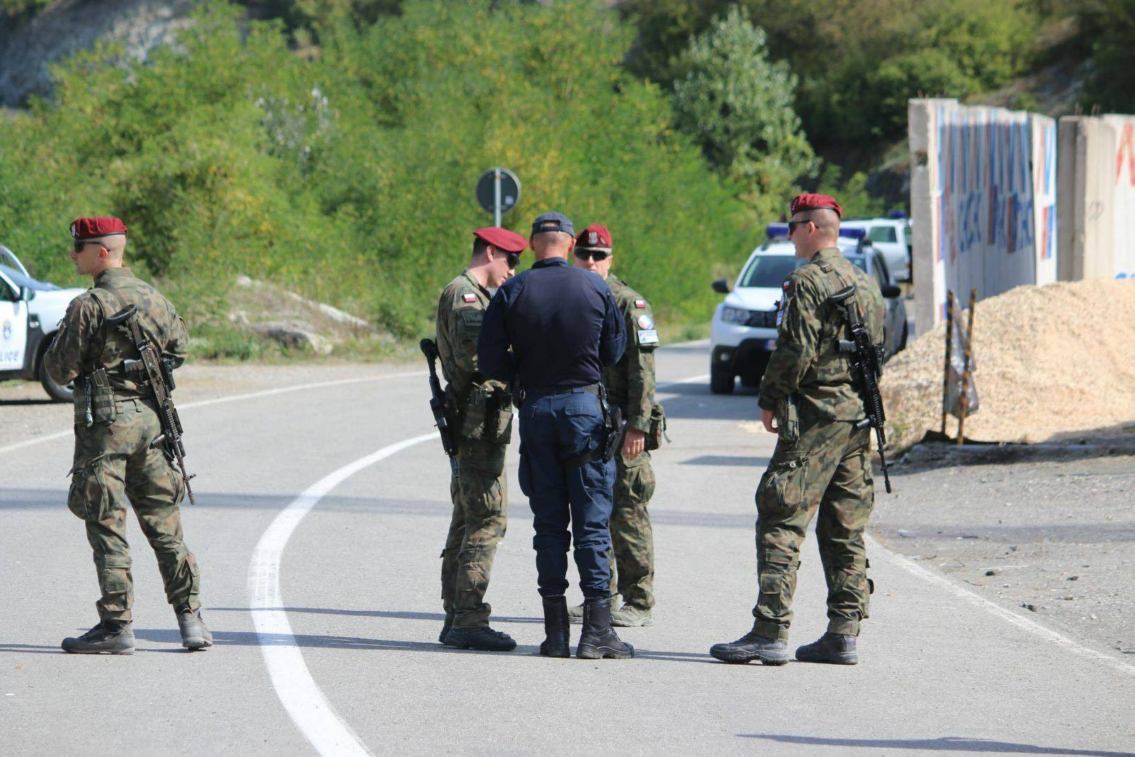 KFOR’un Kuzeyde Devriyesi Devam Ediyor