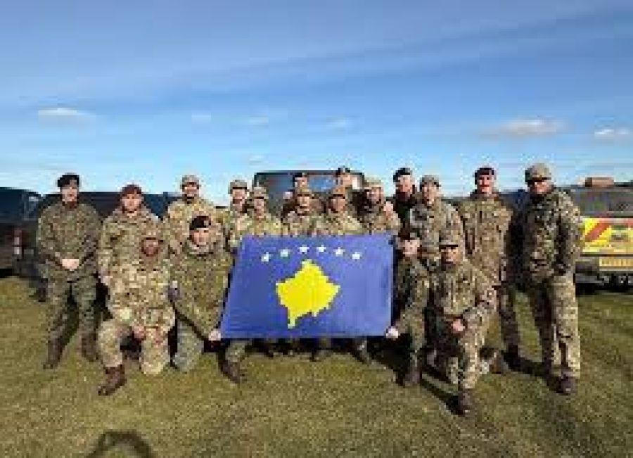  KGG İngiltere’de Ukraynalı Askerleri Eğitmeye Hazır