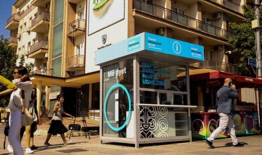 Priştine’de Turistik Kiosk Hizmete Verildi